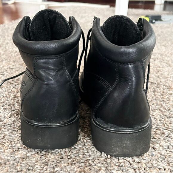 Timberland Women’s Black Boot Nellie Chukka 8.5 Short, Waterproof Preloved Good - Picture 4 of 10